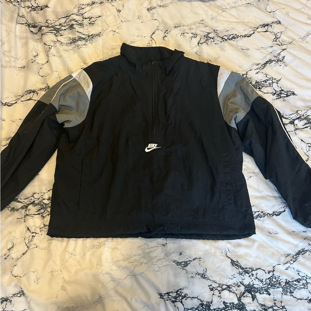 NIKE WINDBREAKER JACKET
